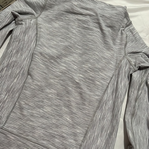 lululemon jacket - Picture 3 of 3